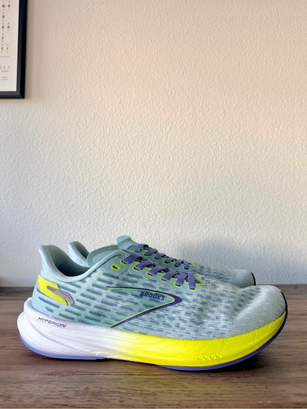 Brooks Women’s Hyperion Max Light Blue / Purple / Yellow (Size: 9-B Medium)